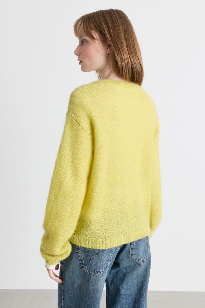 Embroidered jumper - YELLOW - Intrend - 4