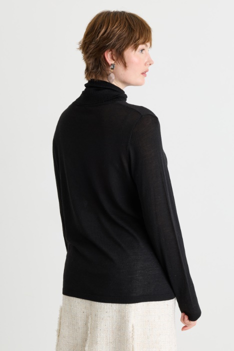 Maglia dolcevita leggera