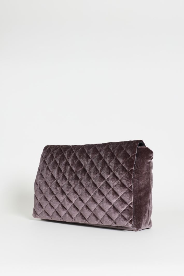 Quilted Velvet Clutch - BROWN - Intrend - 2