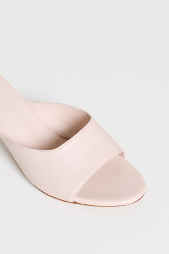 Leather mules - PINK - Intrend - 4