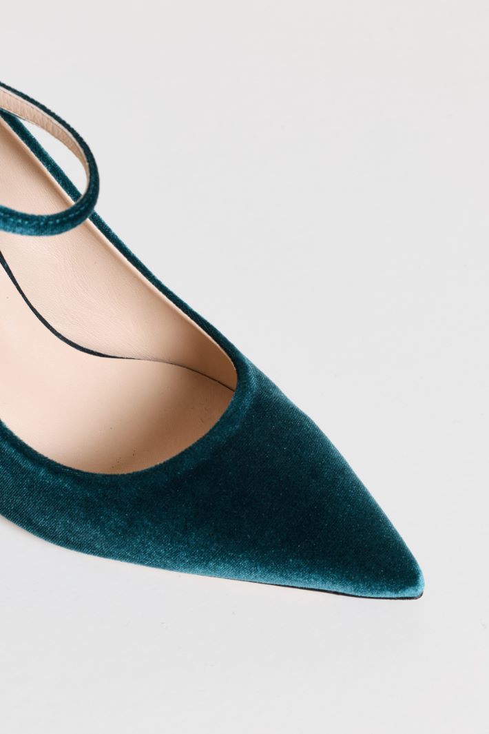 Zapatos de salón Mary Jane de terciopelo - VERDE - Intrend - 4