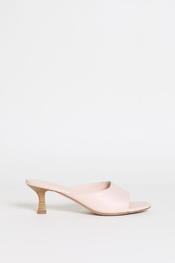 Leather mules - PINK - Intrend