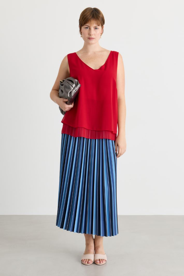 Crepe georgette top - RED - Intrend