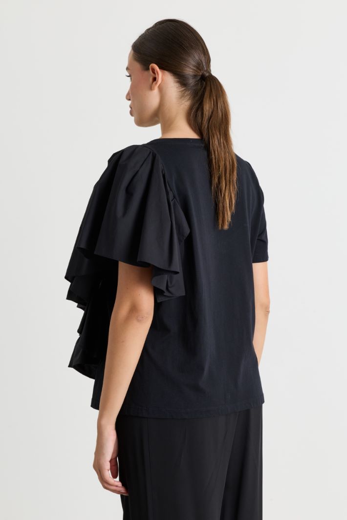 Jersey T-shirt with flounce - BLACK - Intrend - 4