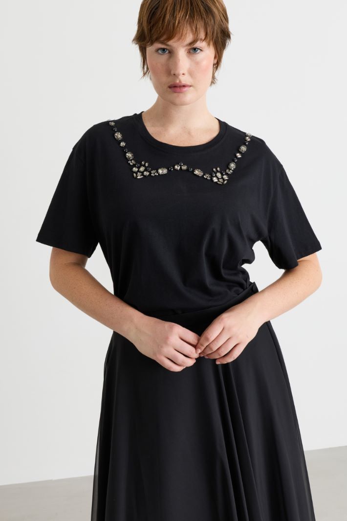 T-shirt in jersey con ricamo - NERO - Intrend - 2