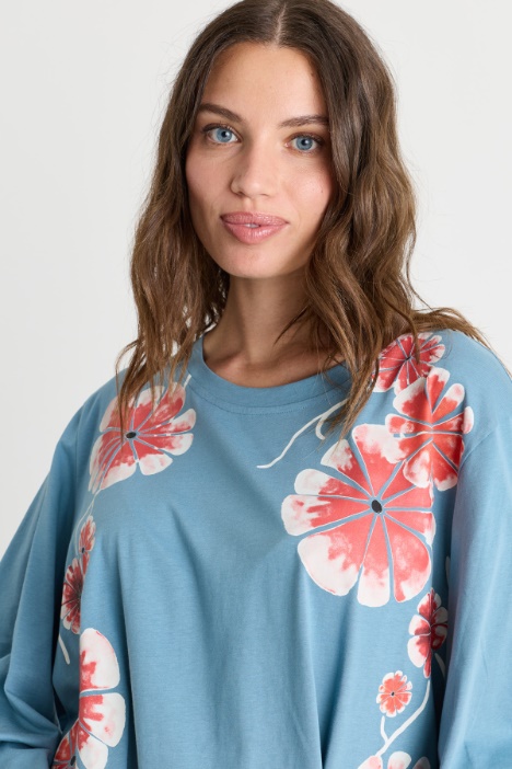 T-shirt con maniche a tre quarti