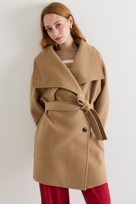 Cappotto in pura lana double con collo alto