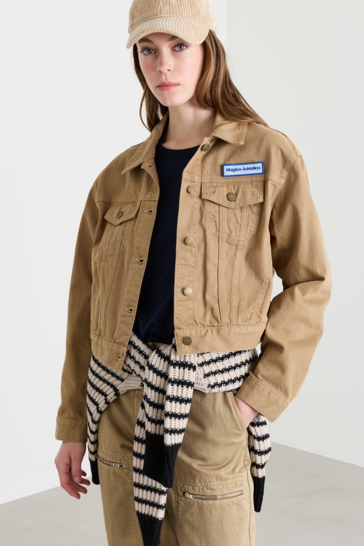 Cropped jacket - CAMEL - Intrend - 2