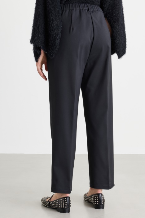 Pantalone con vita elasticizzata