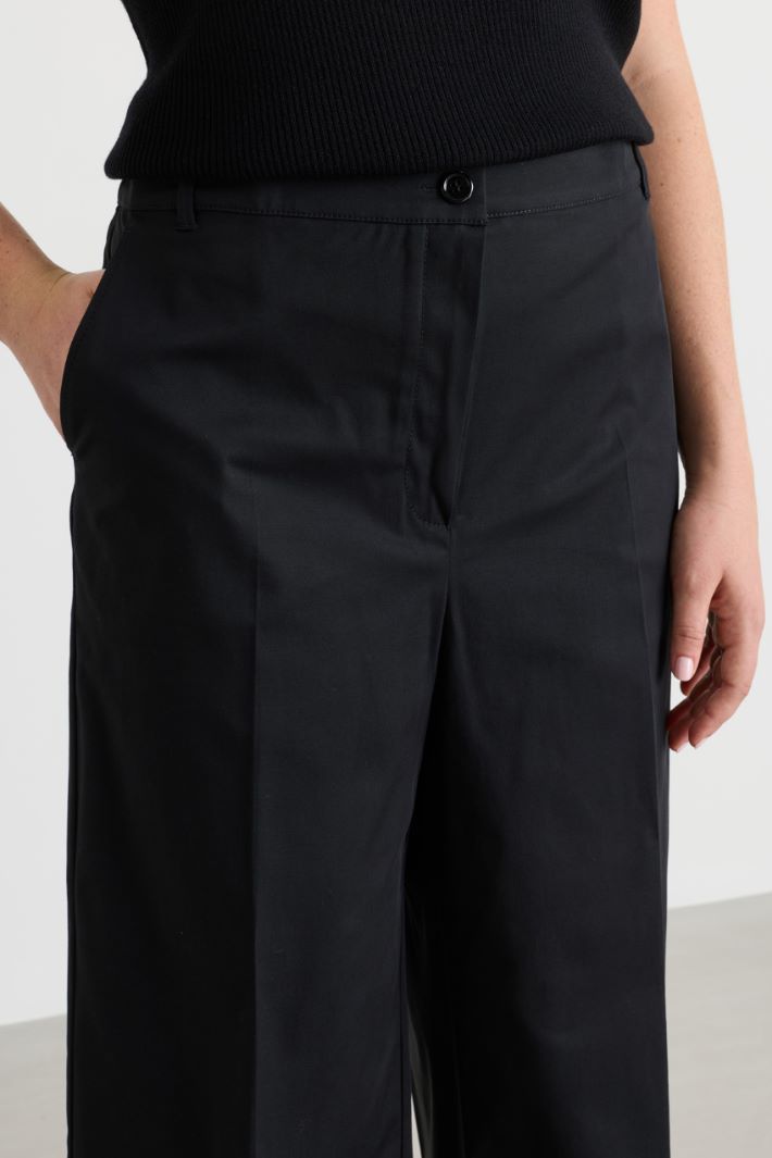 Wide-leg gabardine trousers - BLACK - Intrend - 3