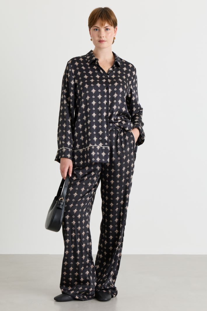 Printed twill trousers - BLACK - Intrend
