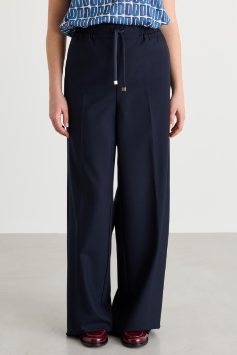 Pantalone modello jogging con tasche