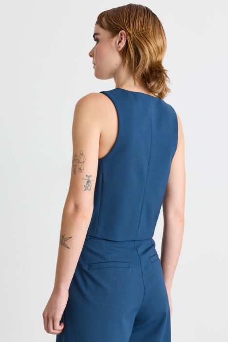Gilet aderente in gabardina