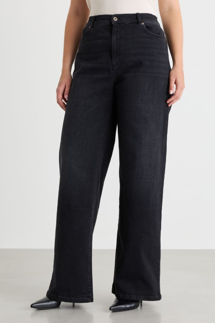 Weit geschnittene Jeans - SCHWARZ - Intrend - 2