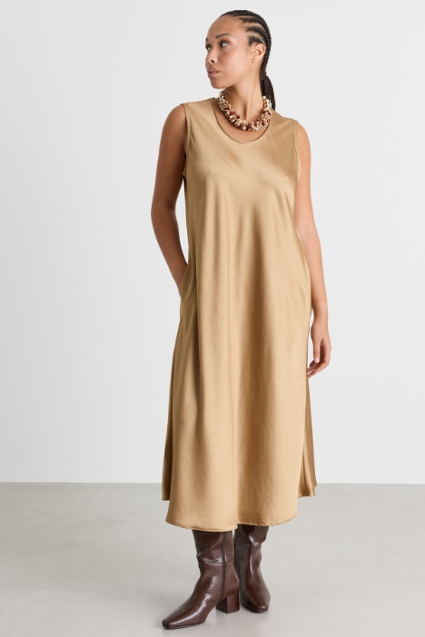 Fluid satin dress - Intrend