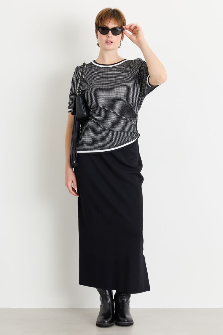 Side-slit midi skirt - BLACK - Intrend
