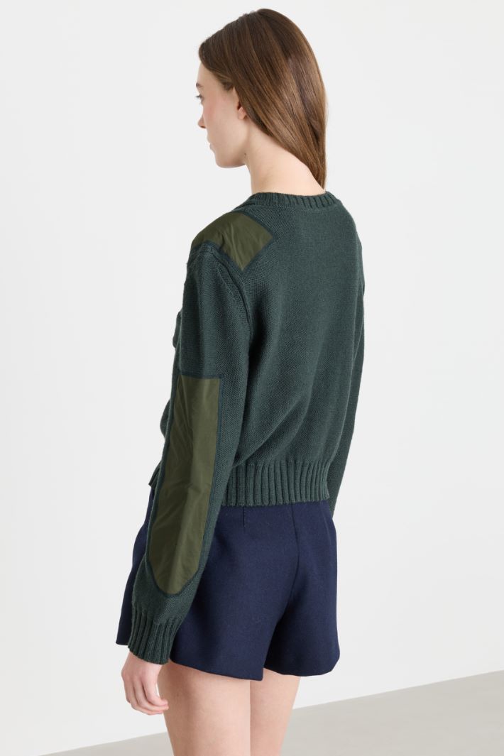 Cardigan aux détails en satin duchesse - VERT - Intrend - 4