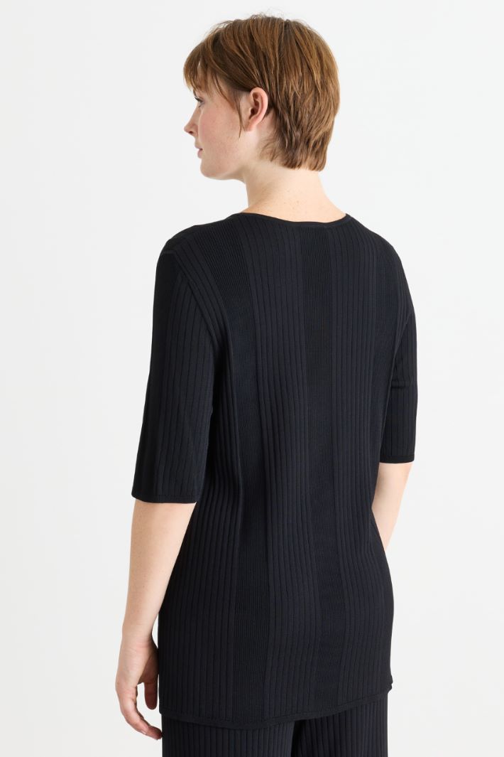 Short-sleeved ribbed top - BLACK - Intrend - 4