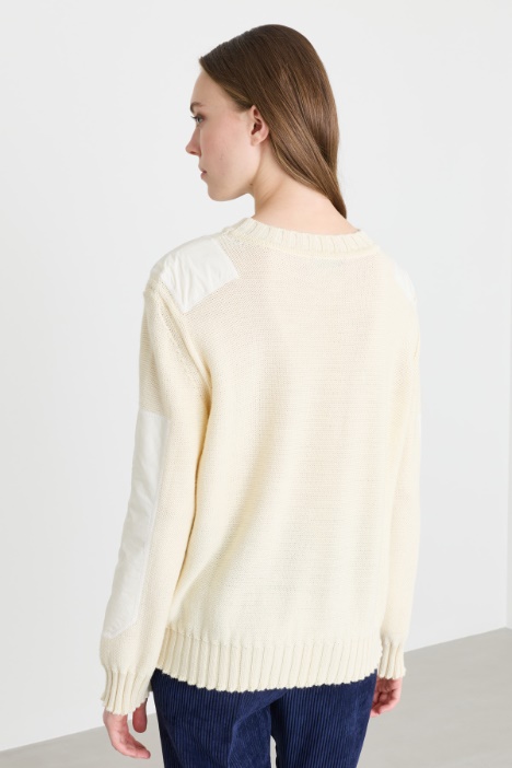 Maglia con dettagli in duchesse