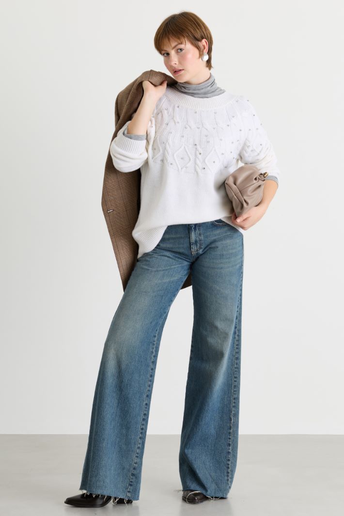 Textured-stitch jumper with rhinestones - WHITE - Intrend