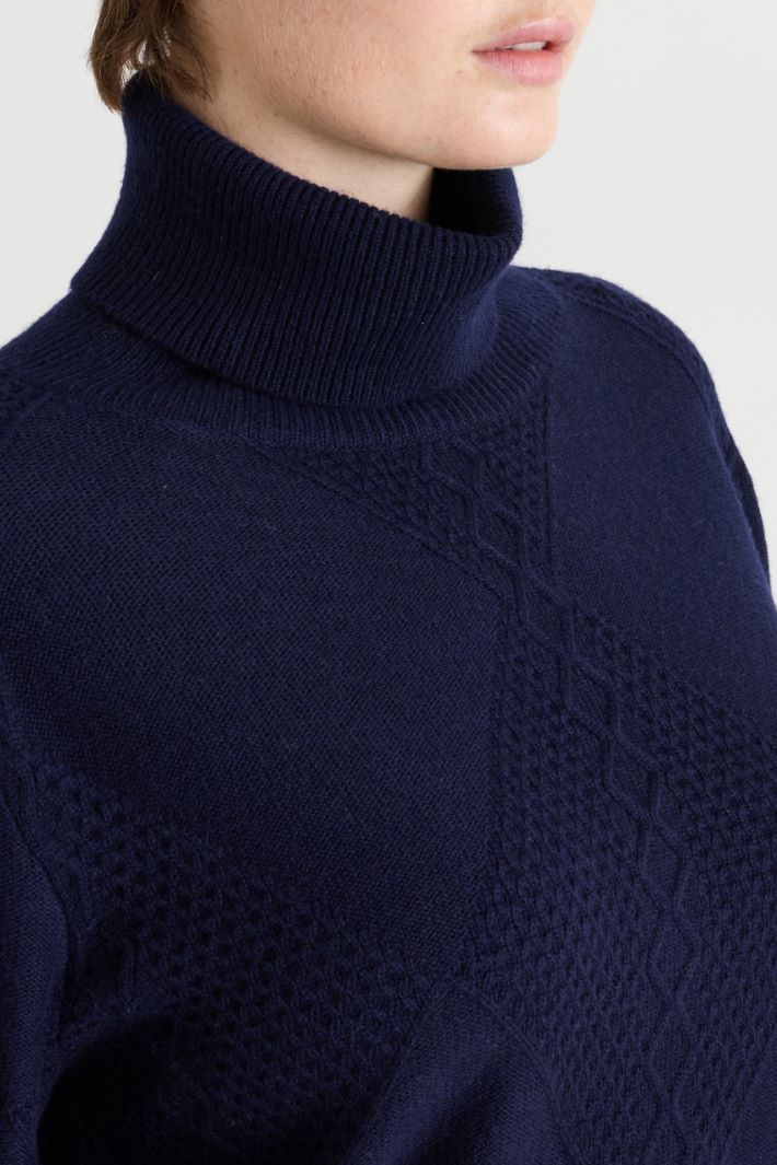 Rollkragenpullover mit Reliefstrick - BLAU - Intrend - 3