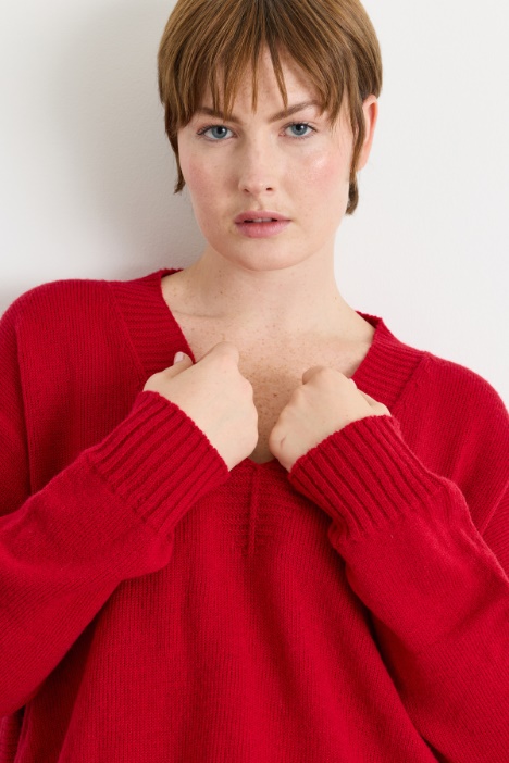 Maglia ampia a V in lana