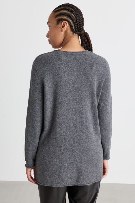 Maglia in cashmere con spacchi