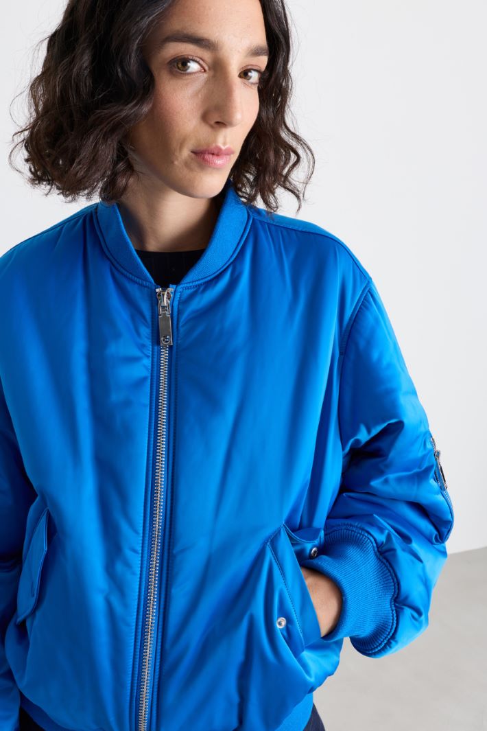 Glossy bomber jacket with lettering - BLUE - Intrend - 3