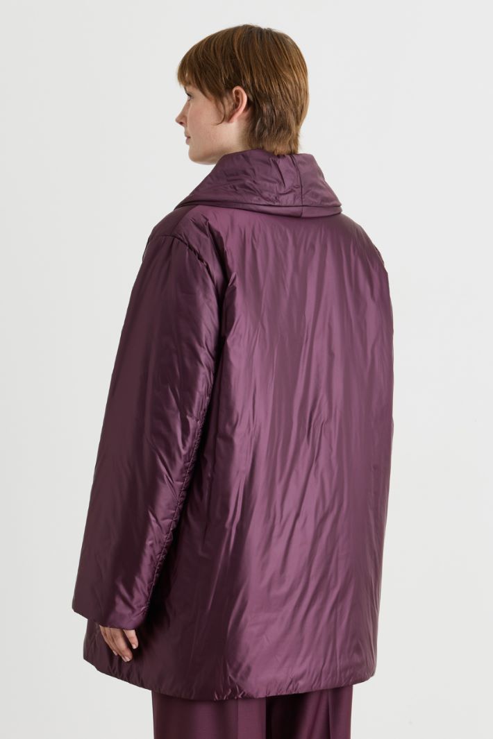 Imbottito in raso antigoccia con cintura - BORDEAUX - Intrend - 4