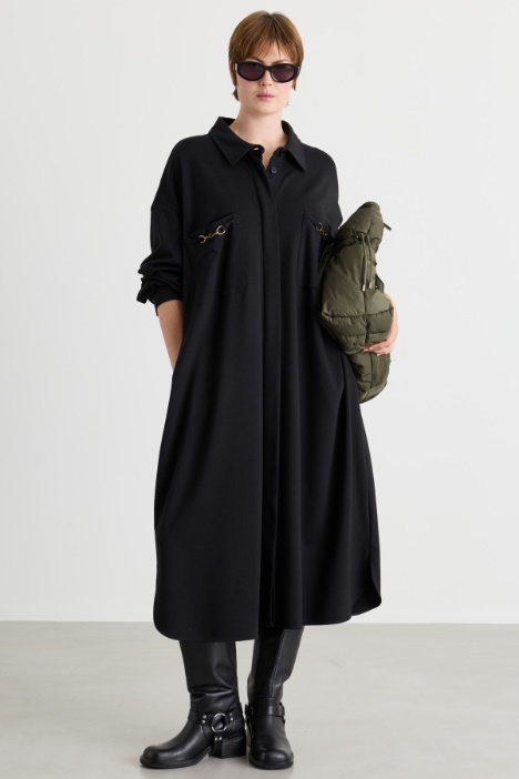 Hemdblusenkleid mit kleinen Einsätzen aus viskoelastischem Material - Intrend