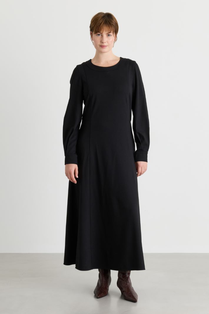 Jerseykleid mit Puffärmeln - SCHWARZ - Intrend - 2