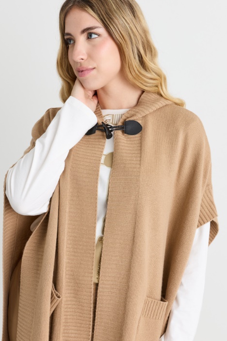 Poncho con cappuccio