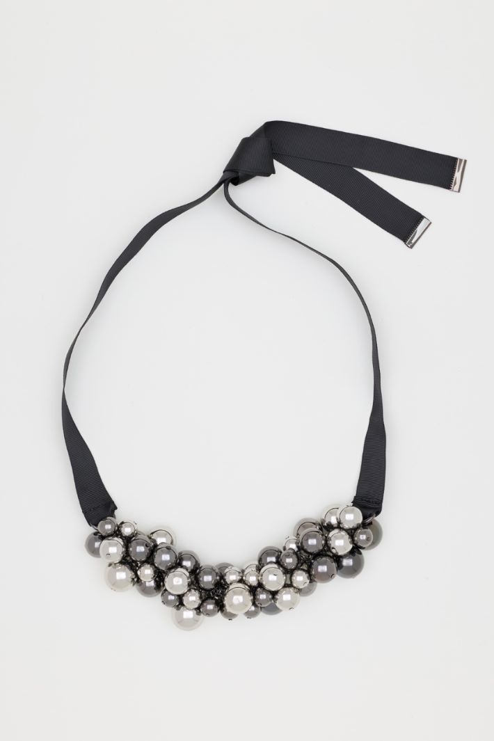 Beaded necklace - BLACK SILVER - Intrend