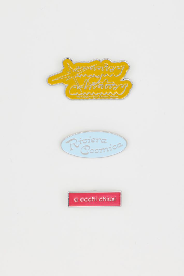 Enamel badges - WHITE YELLOW RED - Intrend - 2