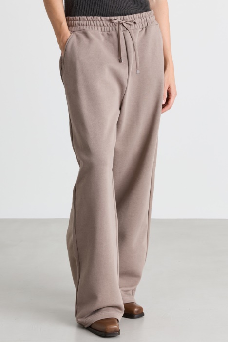 Pantalone modello jogging con tasche