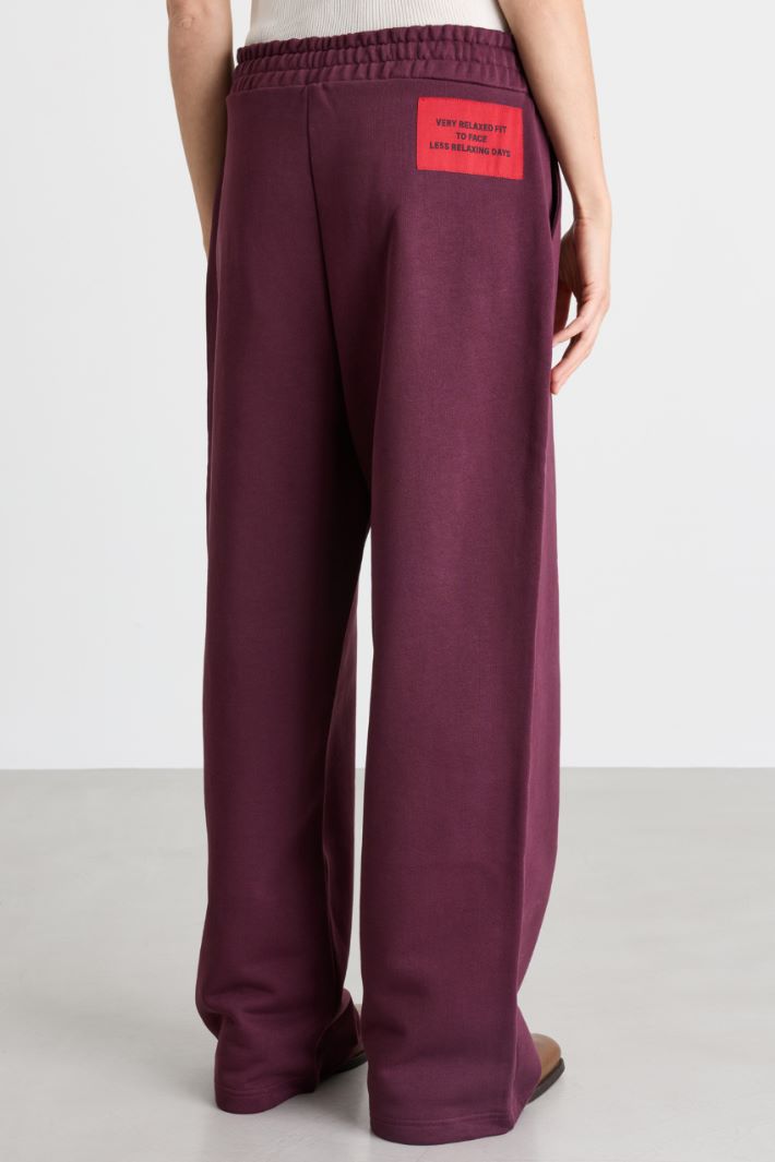Stretch-cotton joggers - BORDEAUX - Intrend - 4