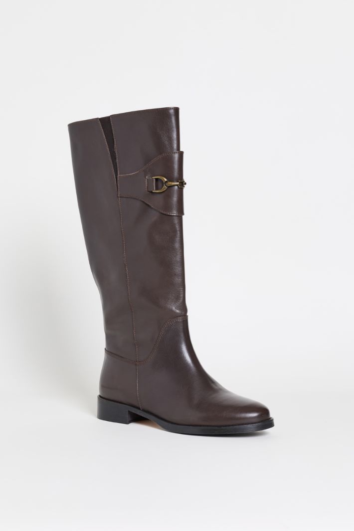 Stirrup-Detail Leather Boots - BROWN - Intrend - 2