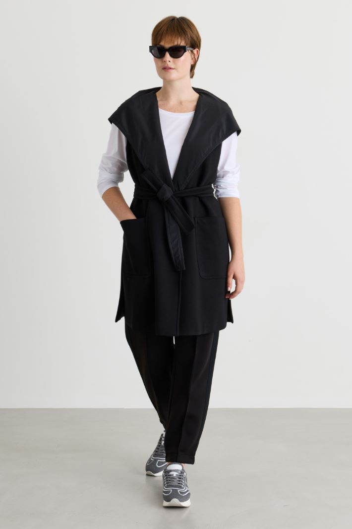 Hooded Jersey Gilet - BLACK - Intrend