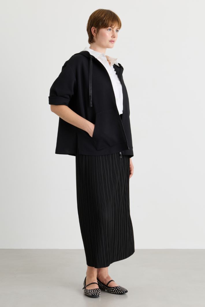 Felpa boxy con maniche a tre quarti - NERO - Intrend