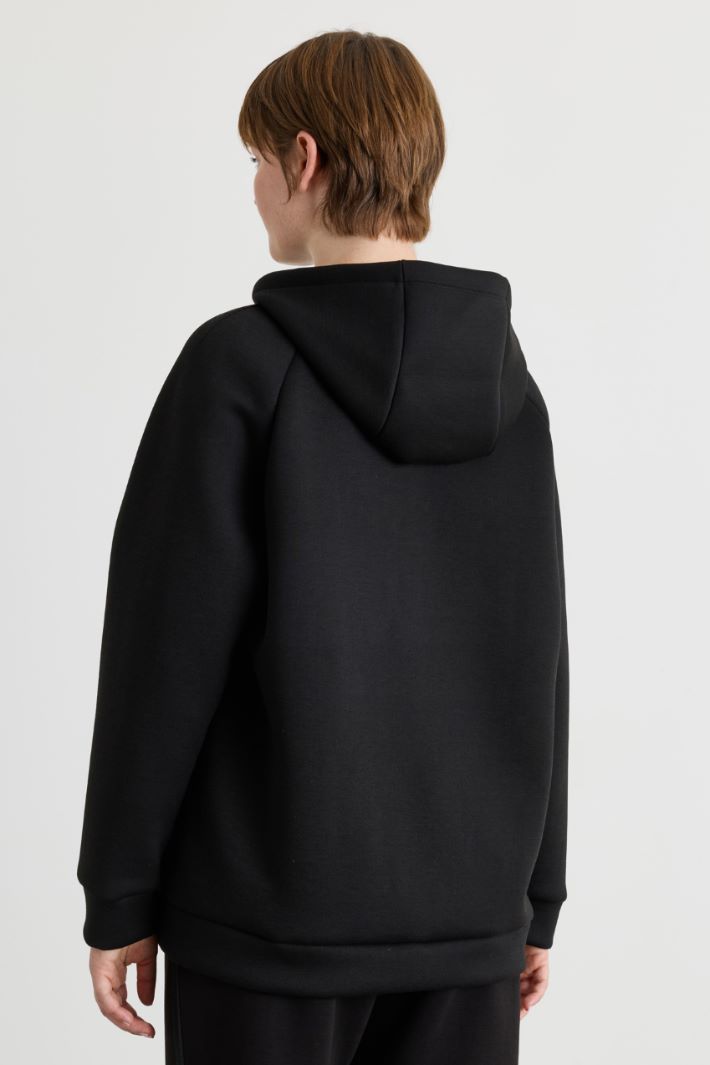 Felpa con stampa lucida - NERO - Intrend - 4