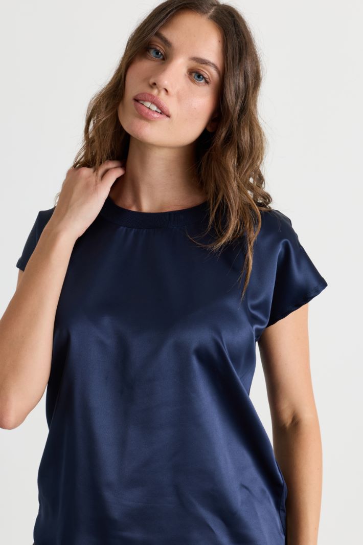 Satin-Front Jersey T-shirt - BLUE - Intrend - 3