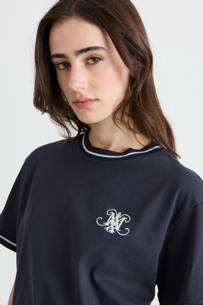 T-shirt in jersey con stemma - BLU BIANCO - Intrend - 2