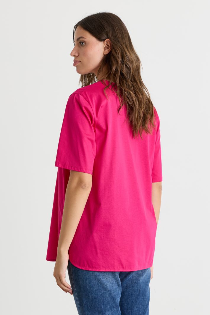 Rounded split-hem T-shirt - FUCHSIA - Intrend - 4