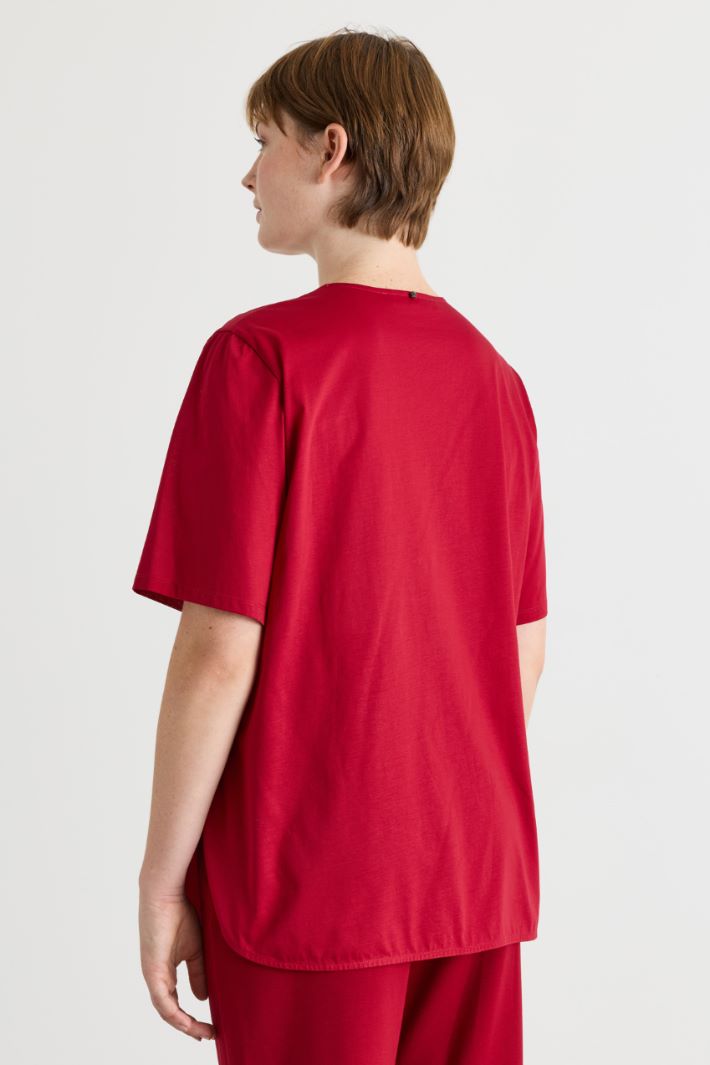 T-shirt con spacchi arrotondati - ROSSO - Intrend - 4