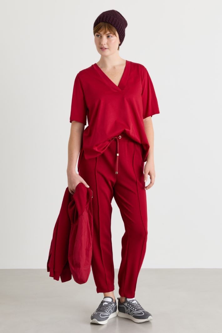 T-shirt con spacchi arrotondati - ROSSO - Intrend