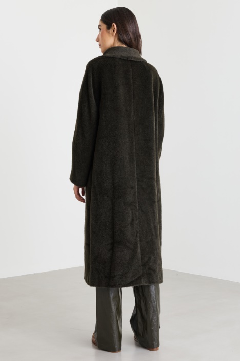 Cappotto in lana e alpaca dalla texture morbida