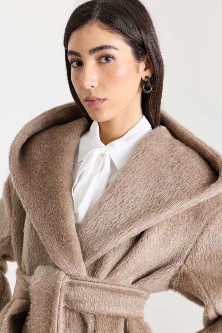 Belted hooded coat - CAMEL - Intrend - 3