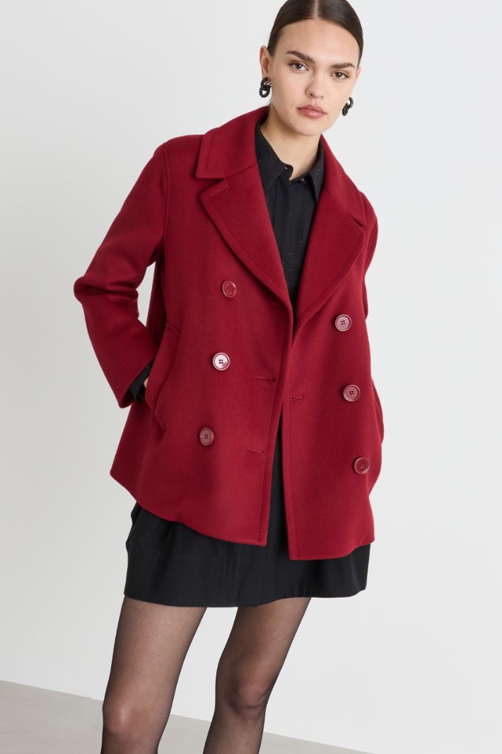 Short double-breasted pure wool coat with wide lapels - RED - Intrend - 2