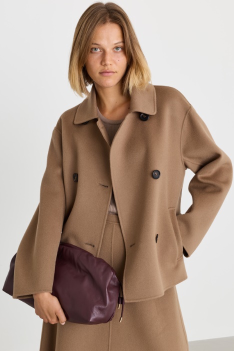Cappotto doppiopetto in lana double con cintura