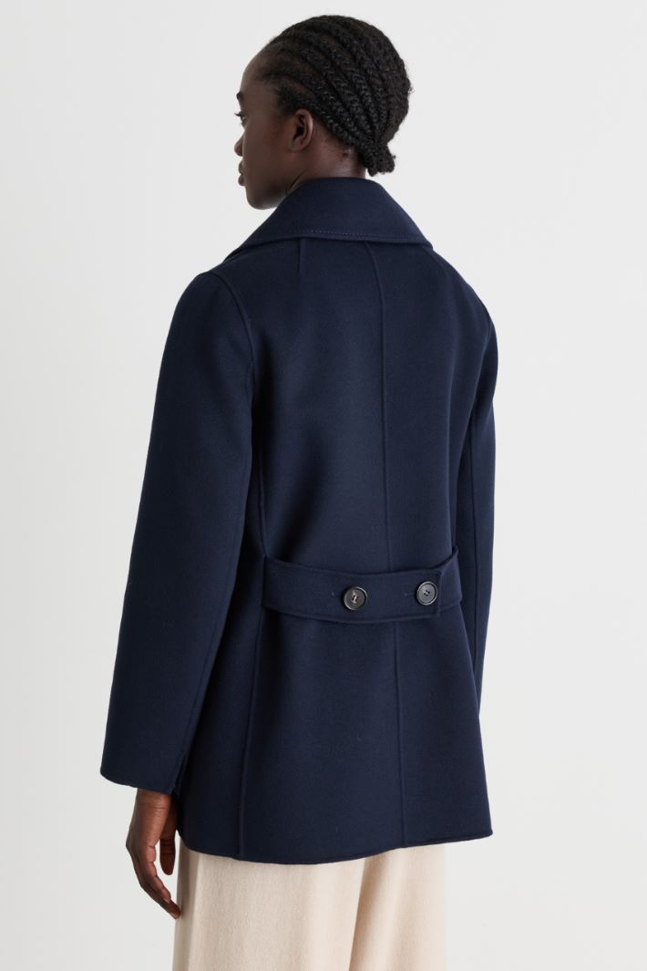 Short double-breasted wool coat with oversized lapels - BLUE - Intrend - 4